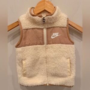 Nike Toddler Sherpa Fleece Vest 2T Cream Tan Swoosh Zip Jacket 1–2Y